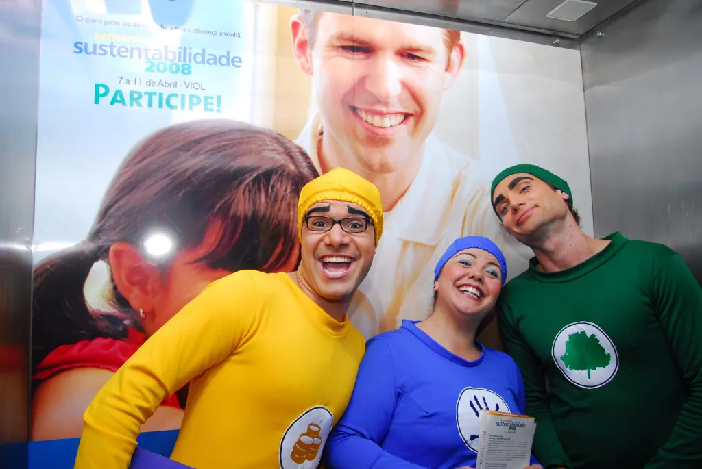 Ações de comunicação interna e sustentabilidade no Grupo Camargo Corrêa: pré-evento com atores para reforçar os pilares da sustentabilidade